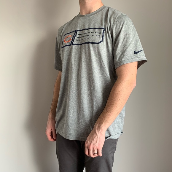 Nike Other - Men's Nike Chicago Bears Dri-fit Short Sleeve Tee